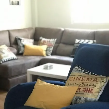 Con Parking Gratis En El Centro, 2 Apartment