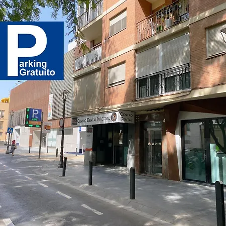 Apartment Con Parking Gratis En El Centro, 2